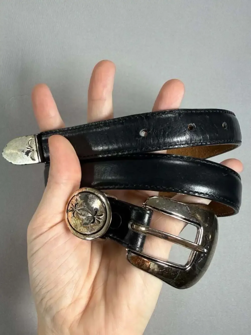 Vintage 1993 Silver Creek Black Leather Western Belt with Concho Buckle and Tip